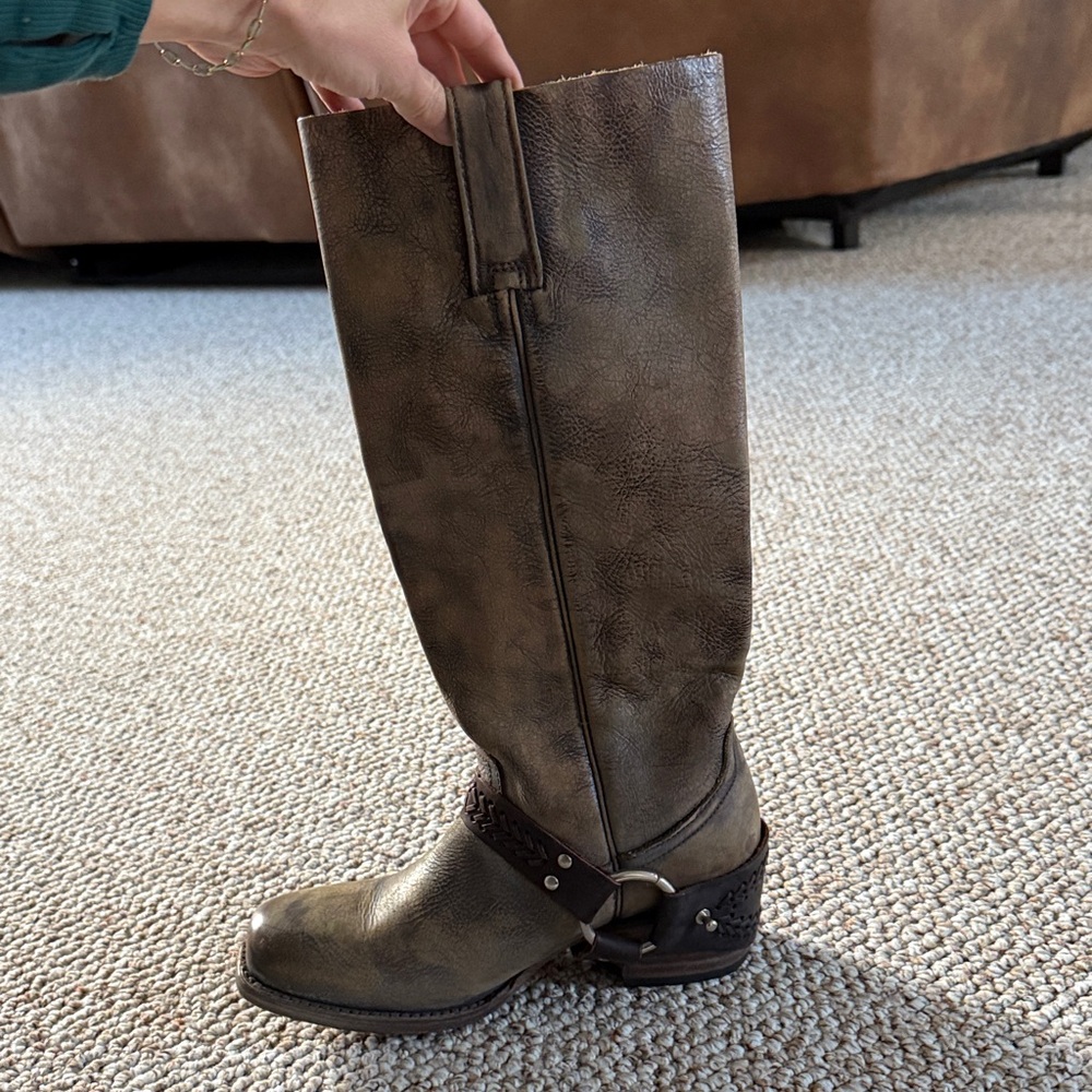 Freebird by Steven Brown Ankle Boots - Picture 2 of 7